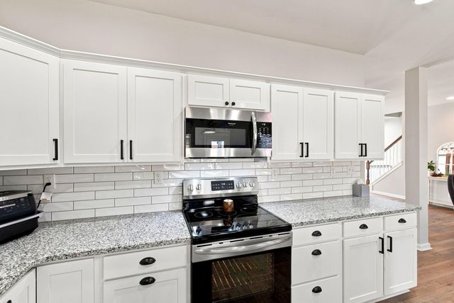 144 Silver Springs Way, Georgetown, KY 40324