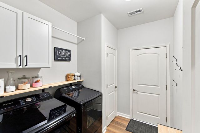 144 Silver Springs Way, Georgetown, KY 40324