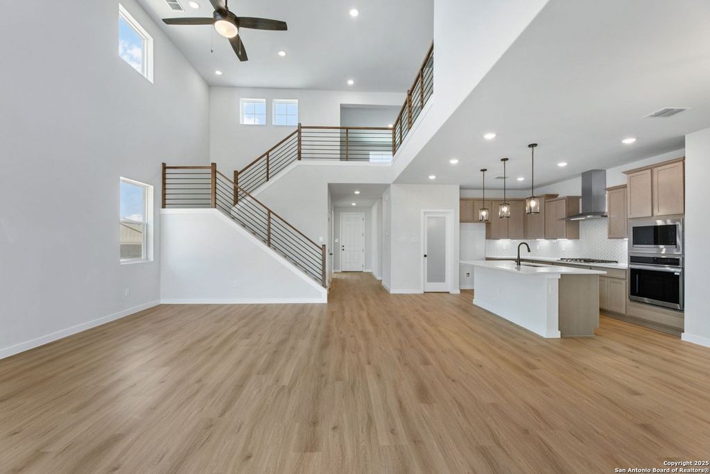 16650 Rosemary Ridge, Elmendorf, TX 78112