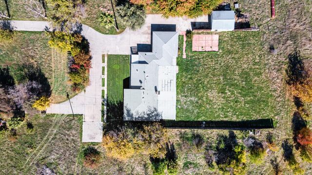 4666 N Zediker Avenue, Sanger, CA 93657