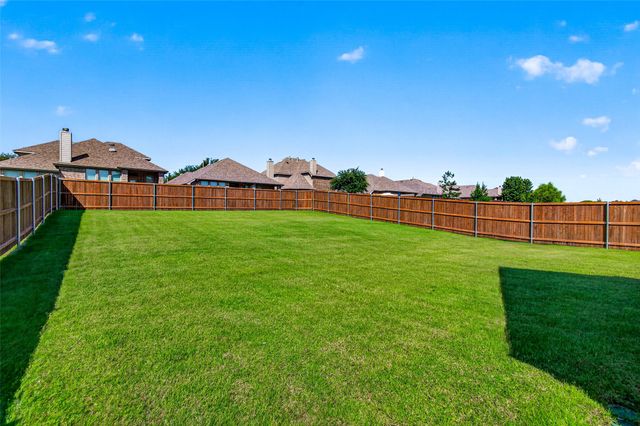 1011 Devonshire Drive S, Forney, TX 75126