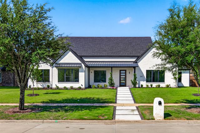 1011 Devonshire Drive S, Forney, TX 75126