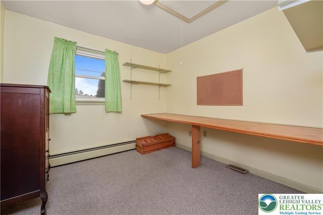 4441 Lehigh Drive, Lehigh Twp, PA 18088