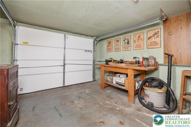 4441 Lehigh Drive, Lehigh Twp, PA 18088