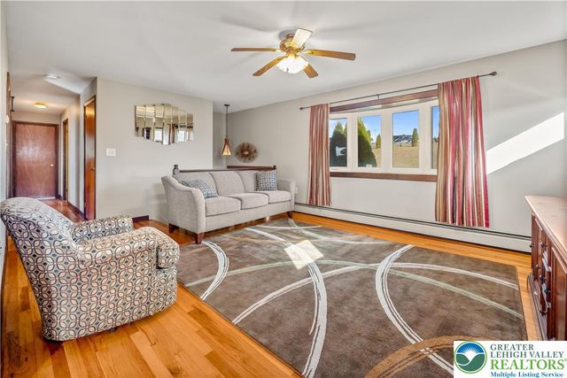 4441 Lehigh Drive, Lehigh Twp, PA 18088