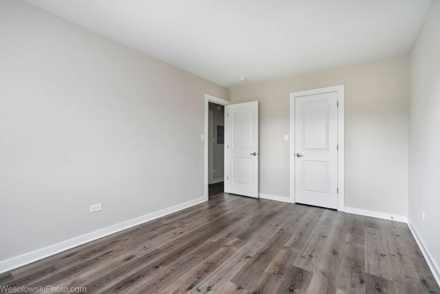 1305 E Turtle Creek Circle E, Palatine, IL 60074