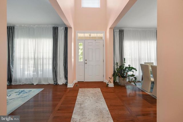 18 BEECHWOOD BLVD, Feasterville Trevose, PA 19053