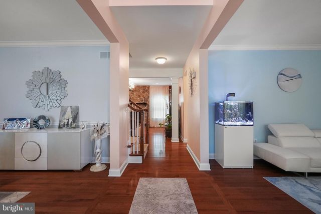 18 BEECHWOOD BLVD, Feasterville Trevose, PA 19053