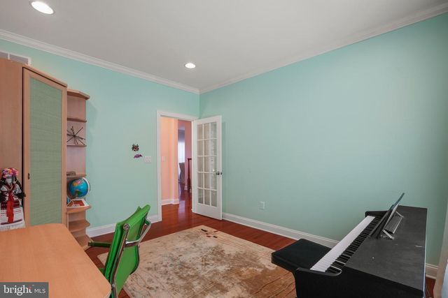 18 BEECHWOOD BLVD, Feasterville Trevose, PA 19053