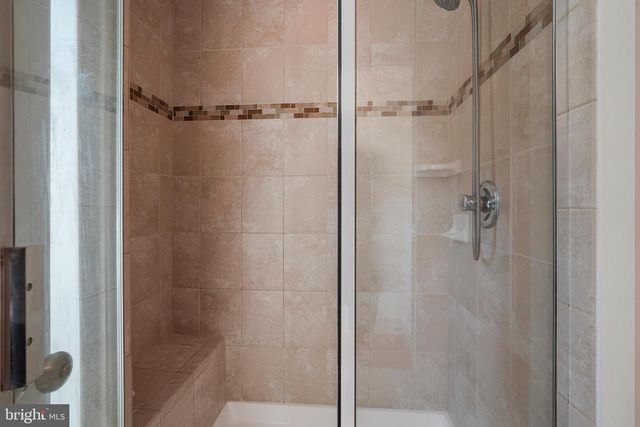 18 BEECHWOOD BLVD, Feasterville Trevose, PA 19053