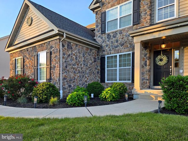 18 BEECHWOOD BLVD, Feasterville Trevose, PA 19053