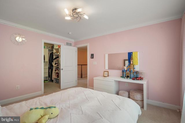 18 BEECHWOOD BLVD, Feasterville Trevose, PA 19053