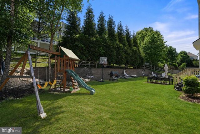 18 BEECHWOOD BLVD, Feasterville Trevose, PA 19053
