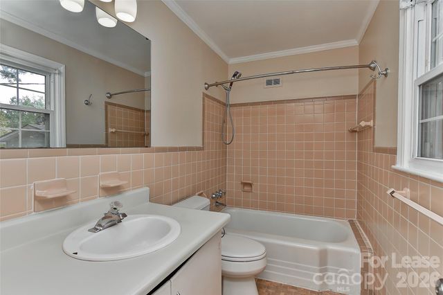 420 Seneca Place, Charlotte, NC 28210