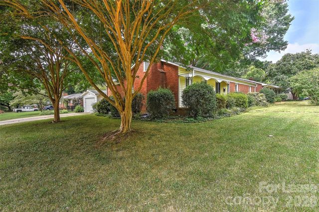 420 Seneca Place, Charlotte, NC 28210