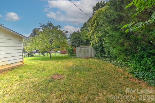 420 Seneca Place, Charlotte, NC 28210