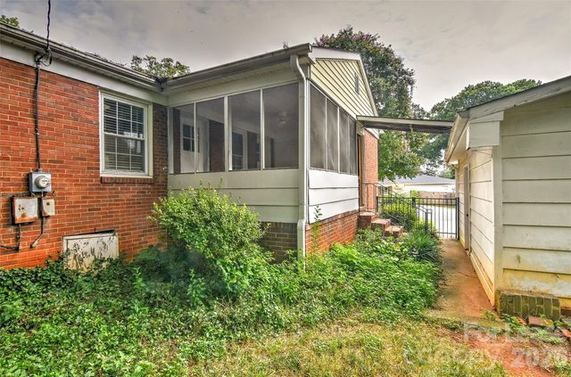 420 Seneca Place, Charlotte, NC 28210