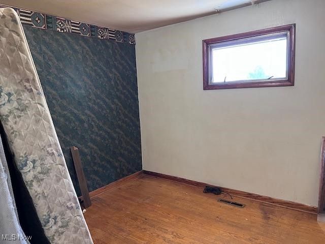 135 DuPont Circle, Washington, WV 26181