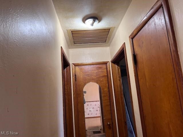 135 DuPont Circle, Washington, WV 26181