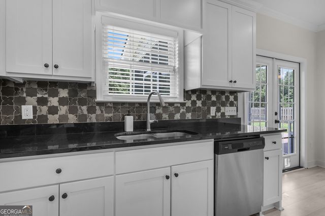 180 Kerry Drive, Richmond Hill, GA 31324