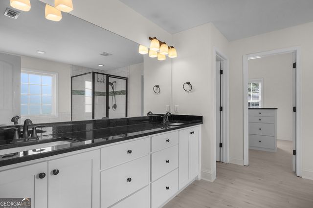 180 Kerry Drive, Richmond Hill, GA 31324