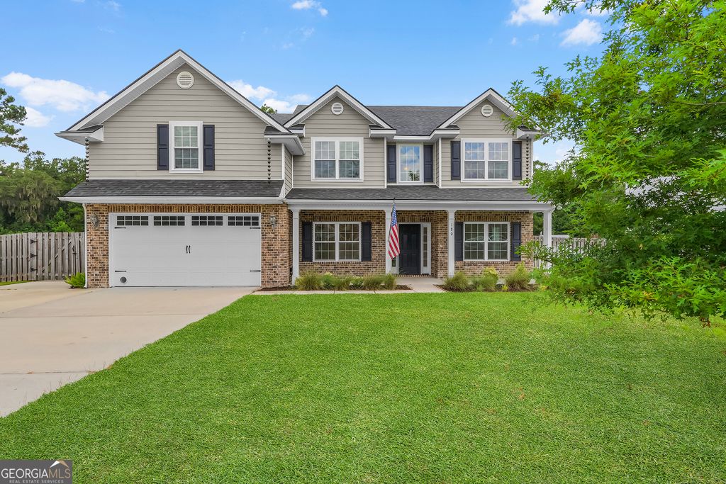 180 Kerry Drive, Richmond Hill, GA 31324