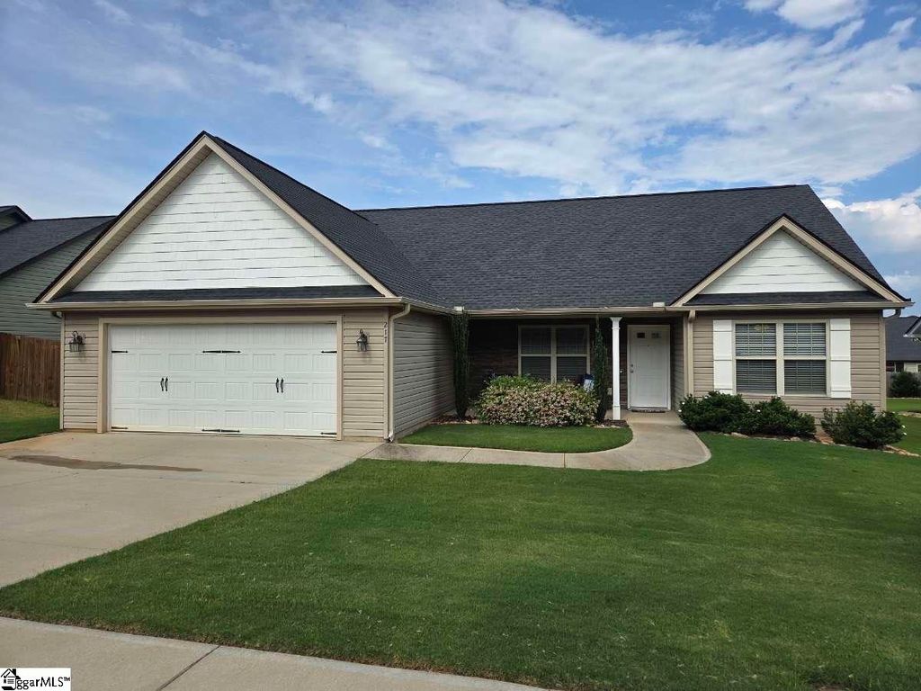 217 Lockeland Park Drive, Greenville, SC 29681