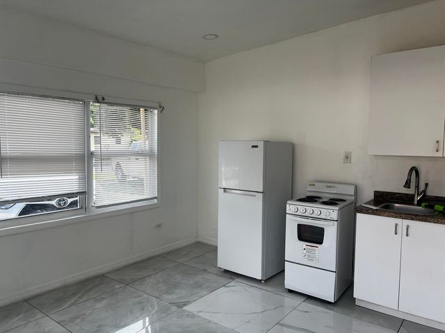 1212 NW 13th Court, Fort Lauderdale, FL 33311