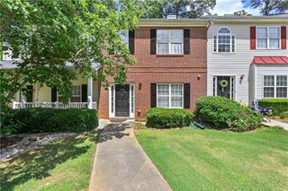 5090 Leeshire Trace, Tucker, GA 30084