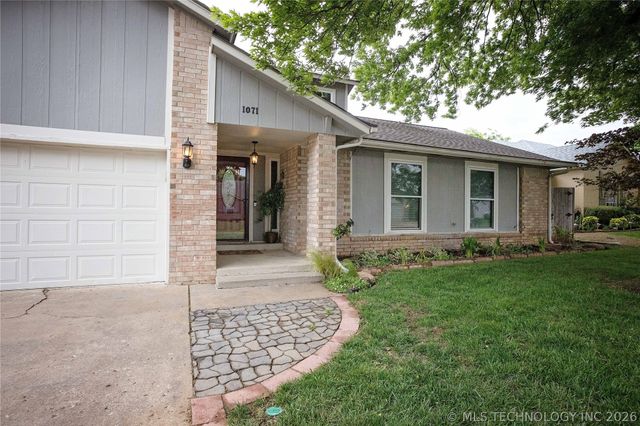 1071 E 138th Street, Glenpool, OK 74033