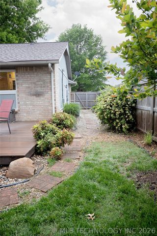 1071 E 138th Street, Glenpool, OK 74033