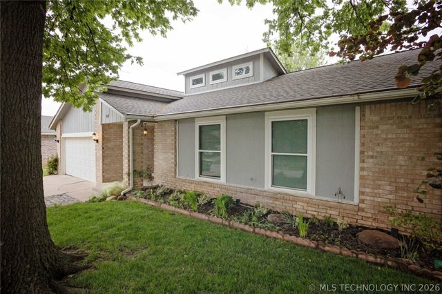 1071 E 138th Street, Glenpool, OK 74033