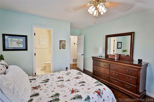 1071 E 138th Street, Glenpool, OK 74033