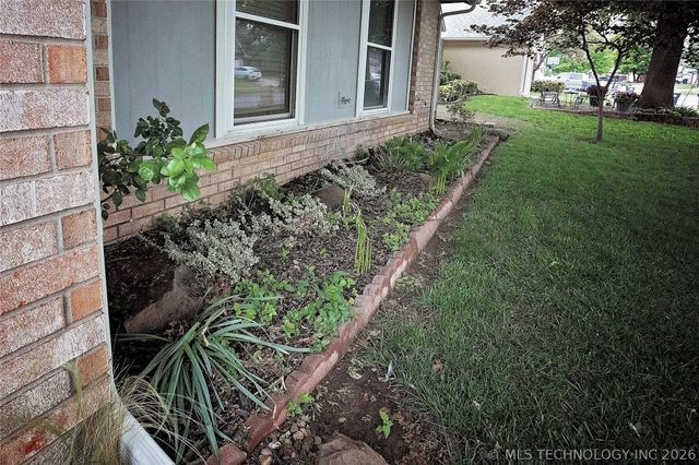 1071 E 138th Street, Glenpool, OK 74033