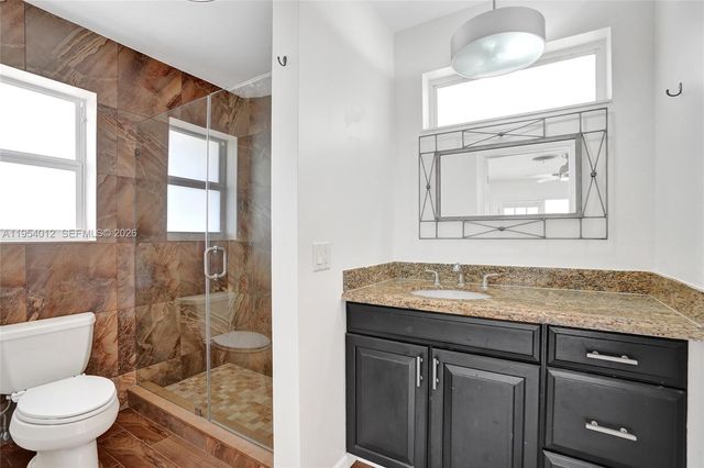 2724 NE 10th St, Pompano Beach, FL 33062