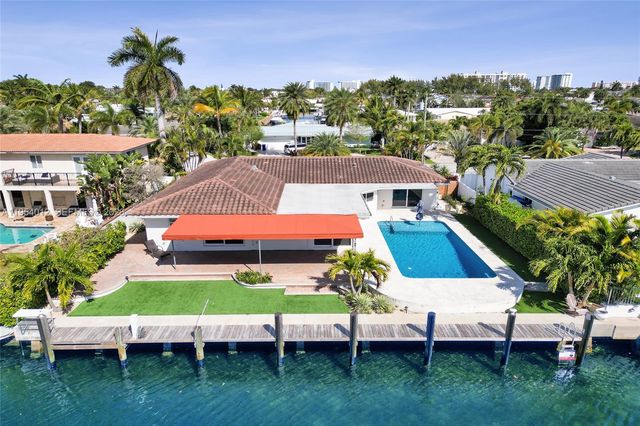 2724 NE 10th St, Pompano Beach, FL 33062