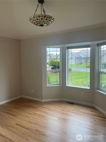 880 N Minstrel Road, Sequim, WA 98382