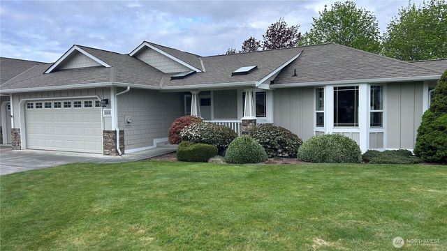 880 N Minstrel Road, Sequim, WA 98382