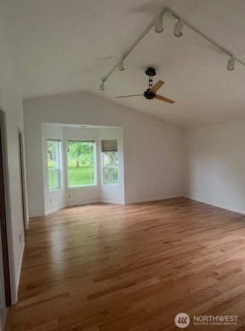 880 N Minstrel Road, Sequim, WA 98382