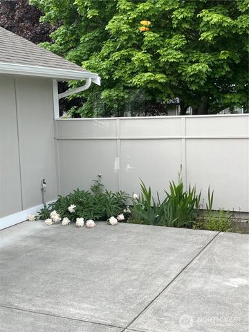 880 N Minstrel Road, Sequim, WA 98382