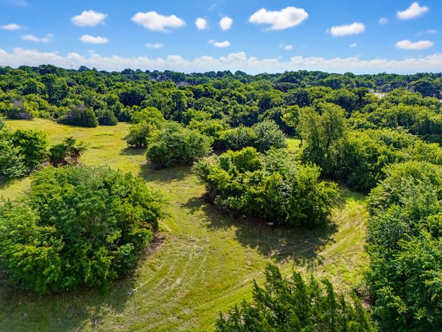 1300 S Trenchard Street, Decatur, TX 76234