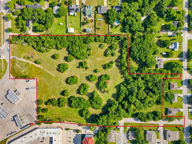 1300 S Trenchard Street, Decatur, TX 76234