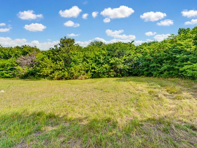 1300 S Trenchard Street, Decatur, TX 76234