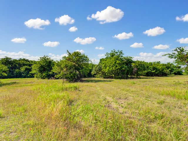 1300 S Trenchard Street, Decatur, TX 76234