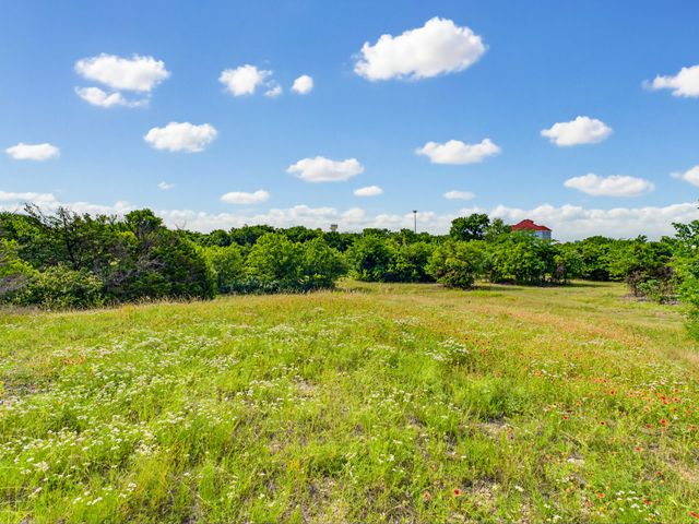 1300 S Trenchard Street, Decatur, TX 76234
