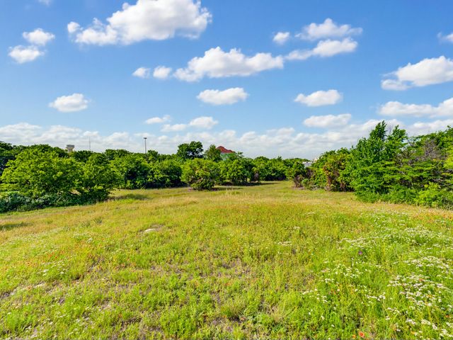 1300 S Trenchard Street, Decatur, TX 76234