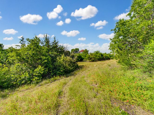 1300 S Trenchard Street, Decatur, TX 76234