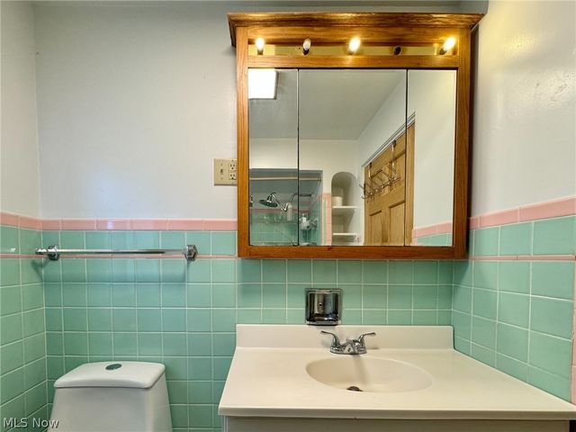 101 BRYDEN Road, Steubenville, OH 43953