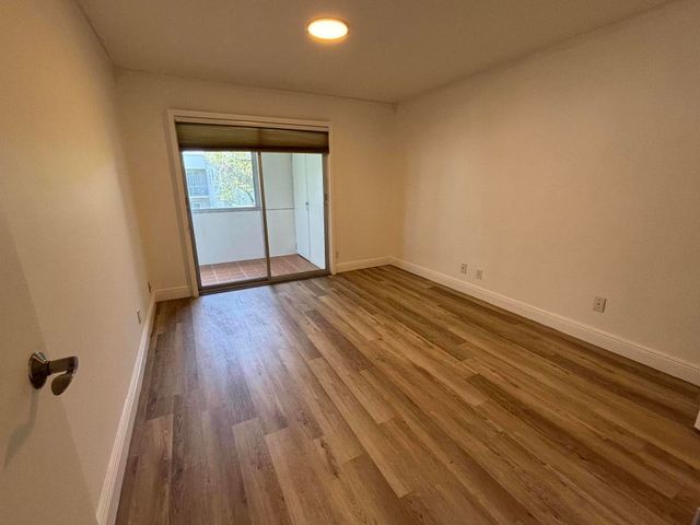 652 Flanders N, Delray Beach, FL 33484