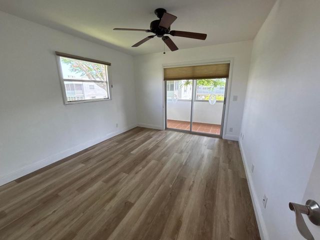 652 Flanders N, Delray Beach, FL 33484